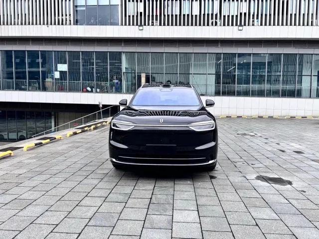 Aito M7 — Фото автомобиля 2