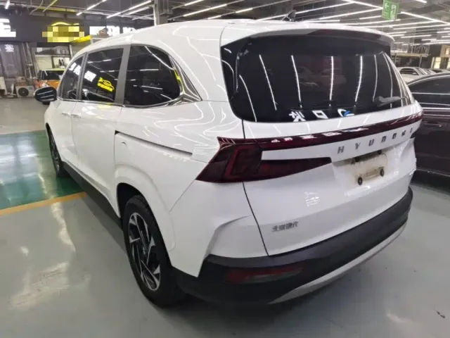 Hyundai Custo — Фото автомобиля 4