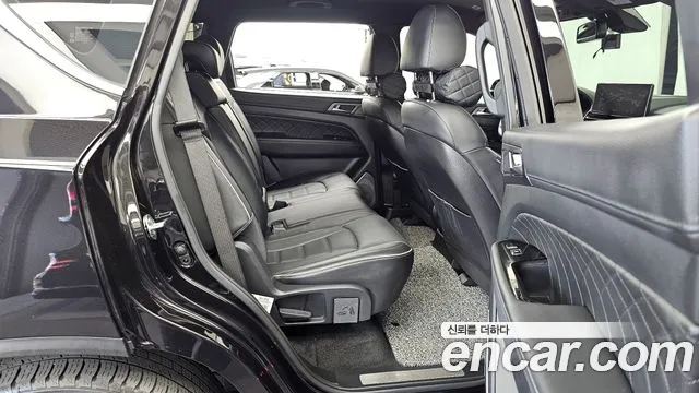 KG_Mobility_Ssangyong Rexton Rexton Arena Дизель 2.2 4WD — Фото автомобиля 12
