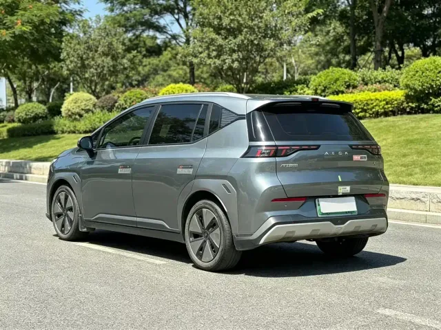 GAC Aion Y — Фото автомобиля 4