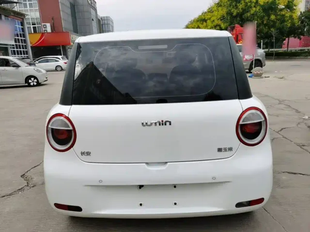 Changan Lumin — Фото автомобиля 5