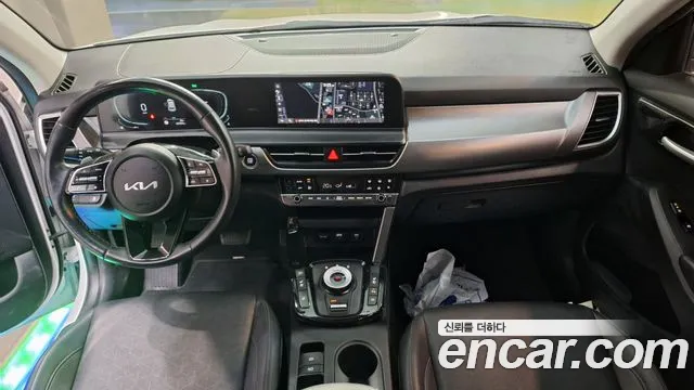Kia Seltos New — Фото автомобиля 9