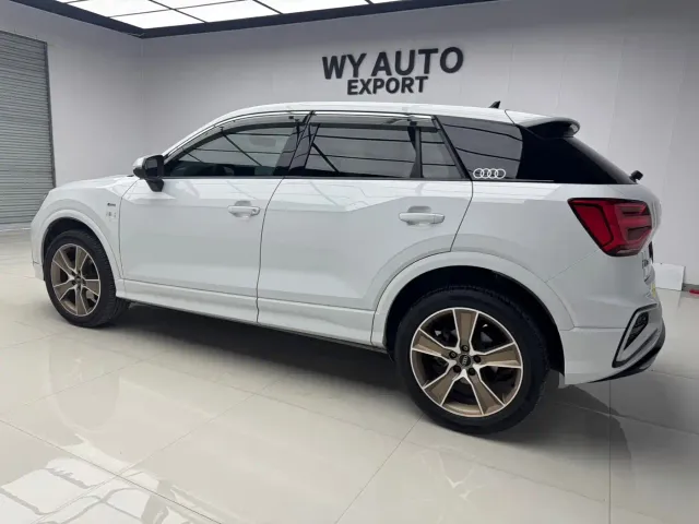 Audi Q2L — Фото автомобиля 4