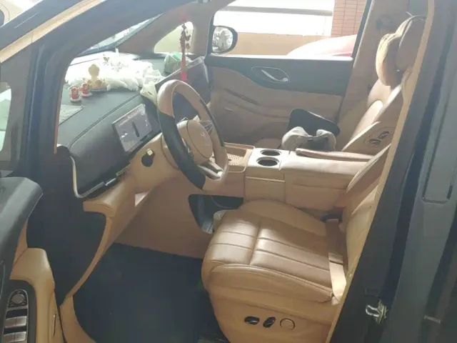 Voyah Auto Voyah Dreamer 2025 PHEV AWD Excellent Kunpeng Edition — Фото автомобиля 14