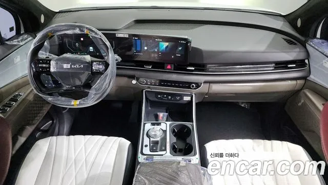 Kia Carnival Generation 4 — Фото автомобиля 7