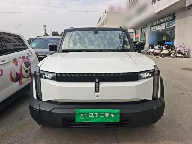 iCAR 03 — Фото автомобиля 2