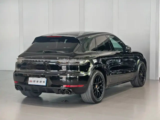 Porsche Macan — Фото автомобиля 3