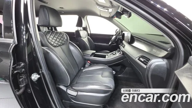 Hyundai Palisade Palisade Дизель 2.2 2WD — Фото автомобиля 10