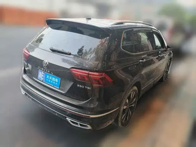Volkswagen Tiguan L — Фото автомобиля 5
