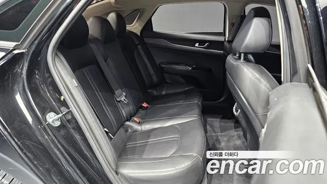 Kia K5 Generation 3 — Фото автомобиля 17
