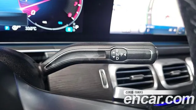 Mercedes-Benz GLS-Class — Фото автомобиля 8