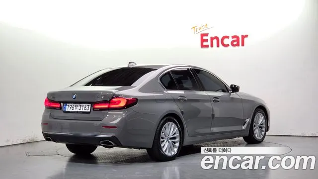 BMW 5 Series G30 — Фото автомобиля 2