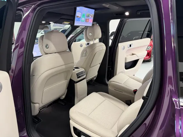 Li Auto L9 — Фото автомобиля 20