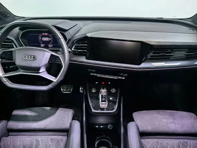 Audi Q4 e-tron — Фото автомобиля 13