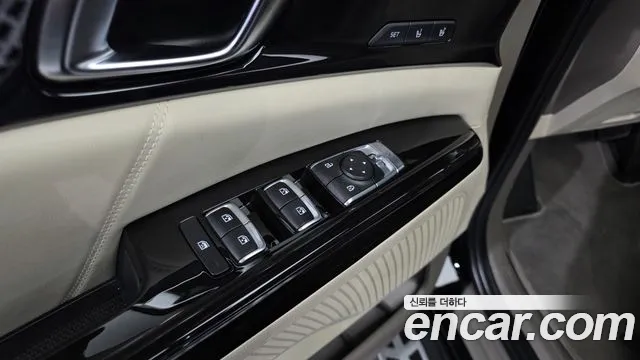Kia Canival Carnival 4 поколение Дизель 9 мест Signature — Фото автомобиля 28