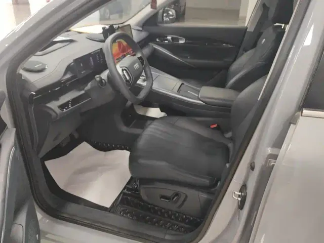Geely Galaxy E5 — Фото автомобиля 9