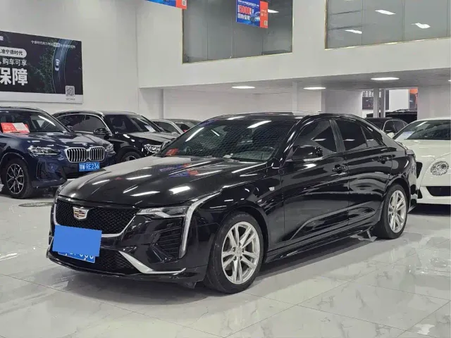 Фотография автомобиля — Cadillac CT4