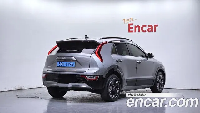 Kia Niro All Niro EV Earth — Фото автомобиля 2