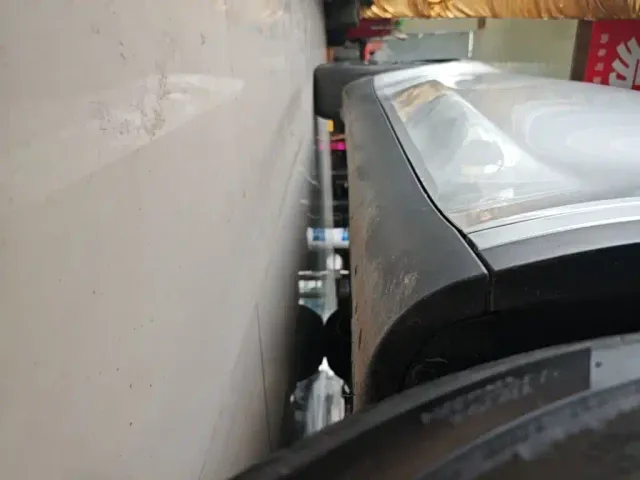 Tesla Model Y — Фото автомобиля 20