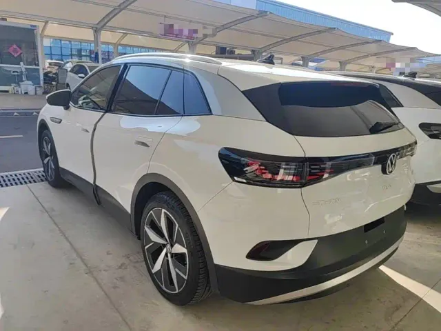Volkswagen ID.4 Crozz — Фото автомобиля 4
