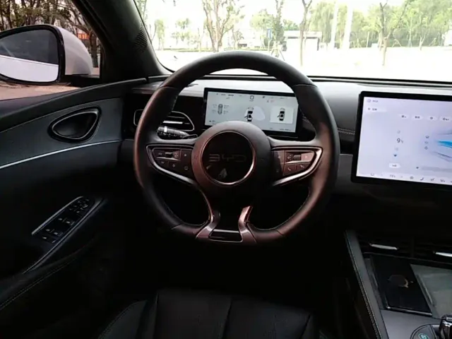BYD Seal 06 — Фото автомобиля 10