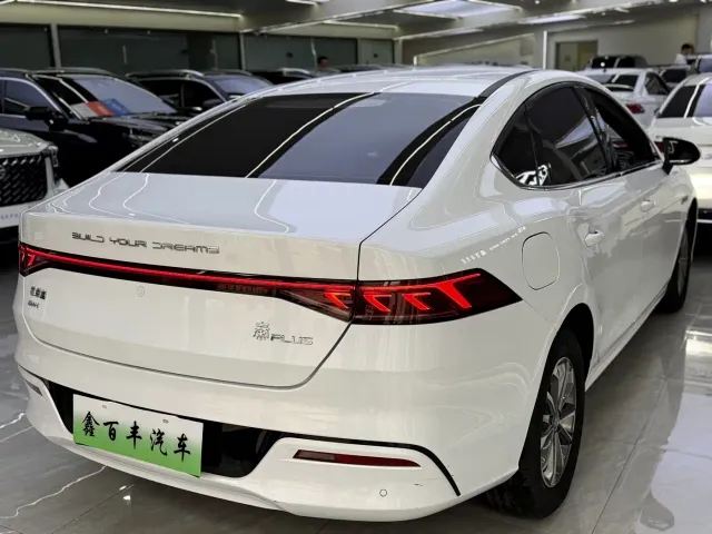 BYD Qin PLUS 2024 DM-i 120KM Navigation Glory Edition — Фото автомобиля 7