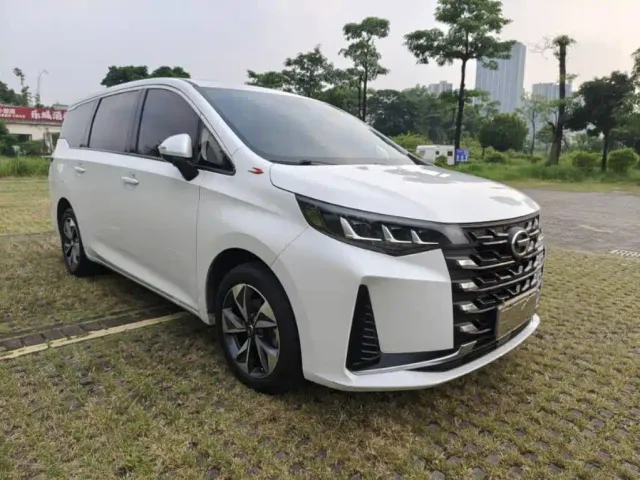 GAC Trumpchi M6 — Фото автомобиля 3