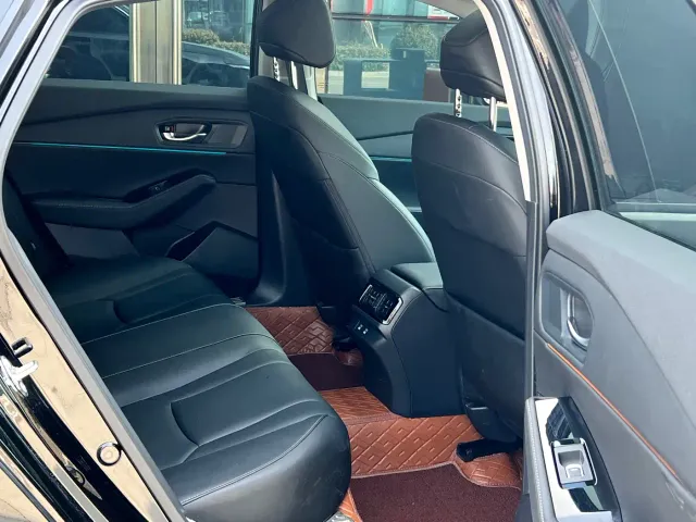 Honda Accord — Фото автомобиля 10