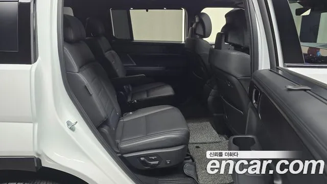 Hyundai Santa Fe — Фото автомобиля 12