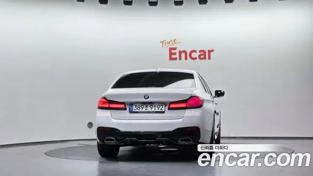 BMW 5 Series G30 — Фото автомобиля 4