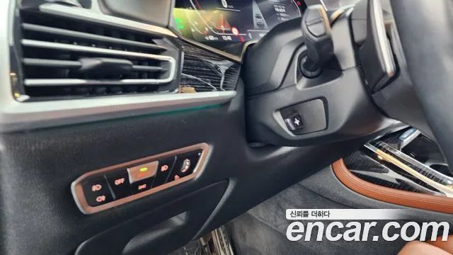 BMW X7 — Фото автомобиля 30