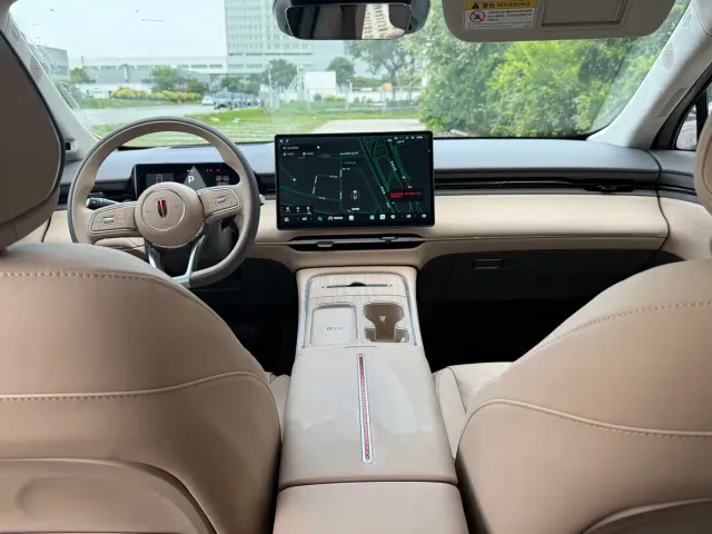 Hongqi H7 — Фото автомобиля 15