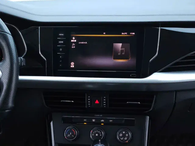 Volkswagen Passat — Фото автомобиля 18