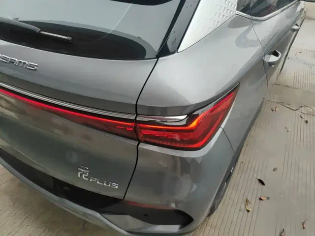 BYD Yuan PLUS — Фото автомобиля 7