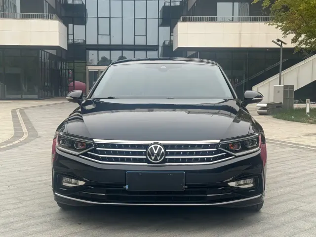 Volkswagen Magotan — Фото автомобиля 2