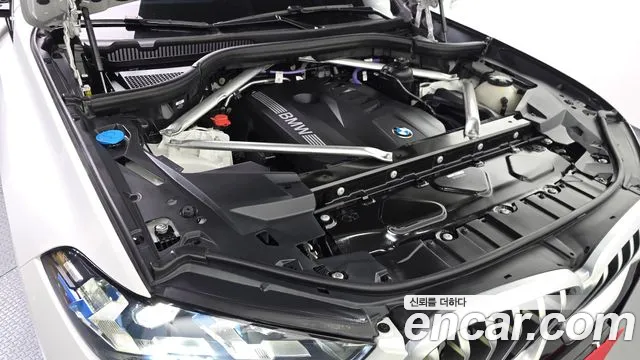 BMW X6 xDrive40i M Sport — Фото автомобиля 6