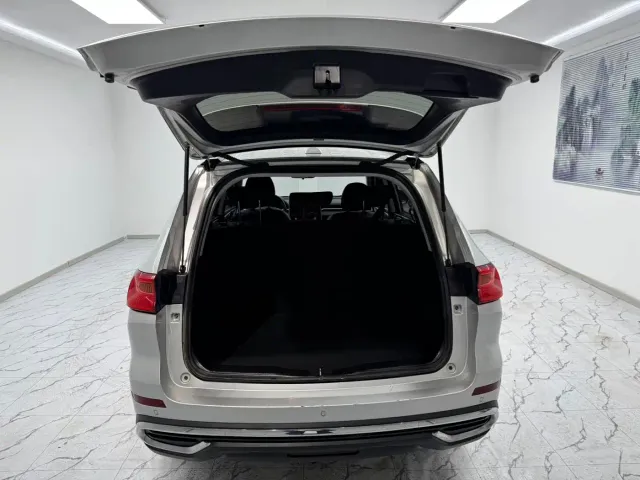 Haval M6 — Фото автомобиля 7
