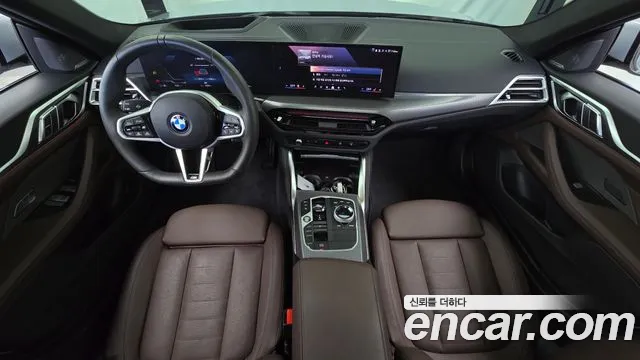 BMW i4 — Фото автомобиля 7
