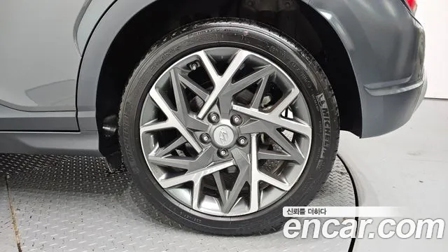Hyundai Kona — Фото автомобиля 6