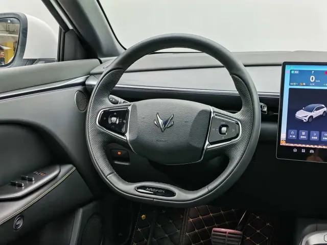 Arcfox Alpha T5 — Фото автомобиля 10