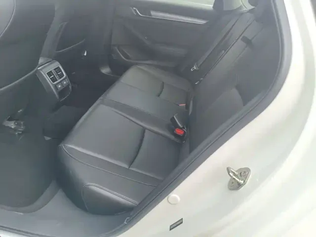Honda Accord — Фото автомобиля 16