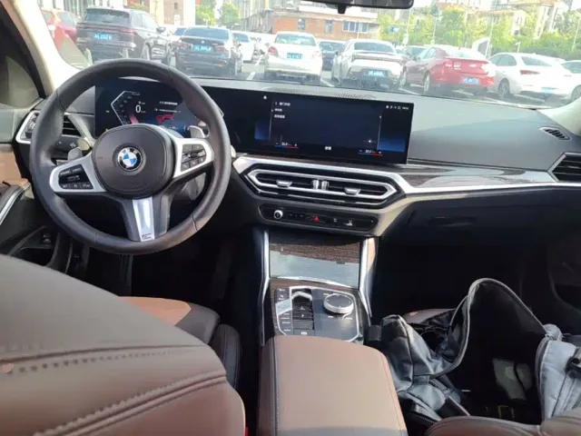 BMW 3 Series — Фото автомобиля 13