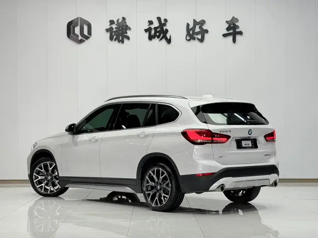 BMW X1 — Фото автомобиля 7