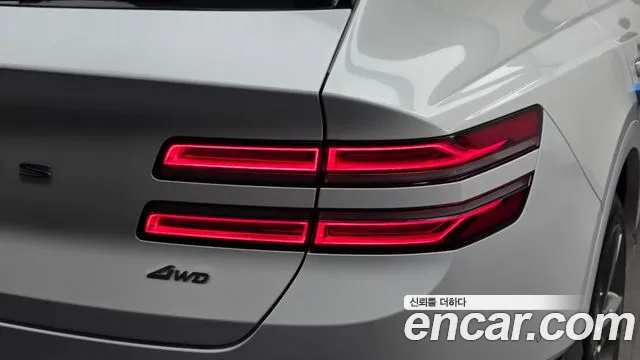 Genesis GV80 — Фото автомобиля 8