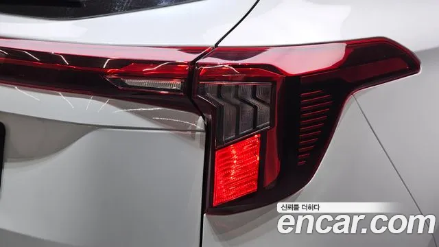 Kia Seltos New — Фото автомобиля 23