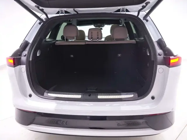 Xpeng G9 — Фото автомобиля 25