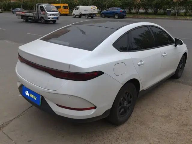 BYD Qin PLUS — Фото автомобиля 3