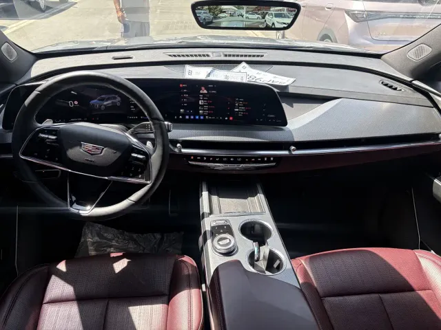 Cadillac XT5 — Фото автомобиля 5
