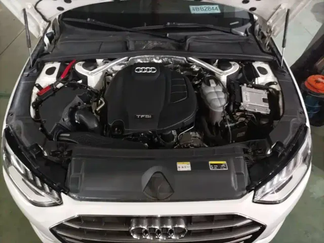 Audi A4L — Фото автомобиля 15