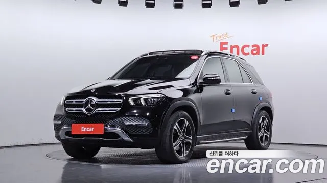 Фотография автомобиля — Mercedes-Benz GLE-Class